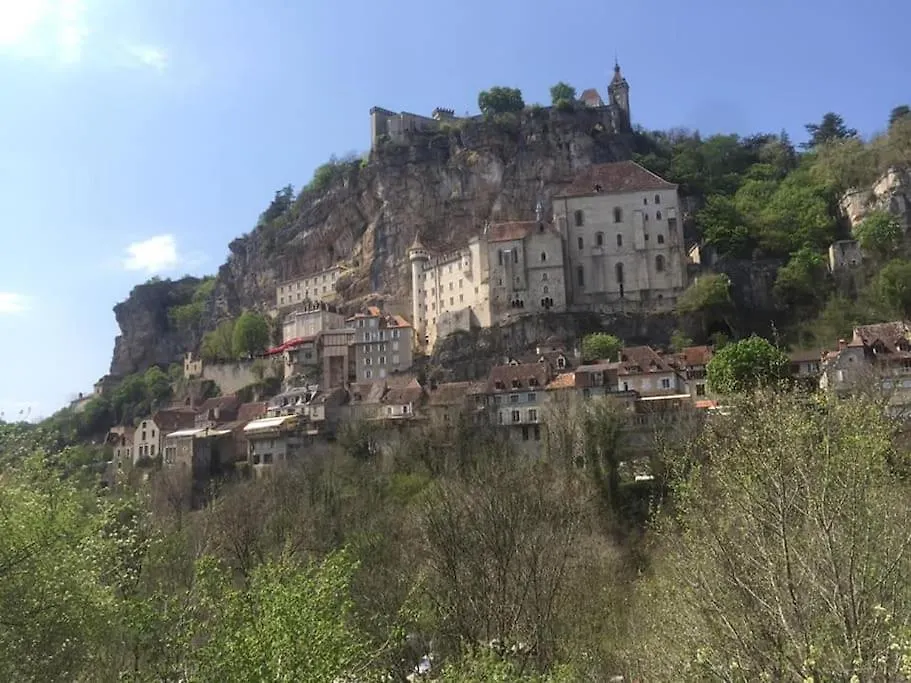 Gites Des Deux Vallees Chalet Avec Vue Imprenable Rocamadour