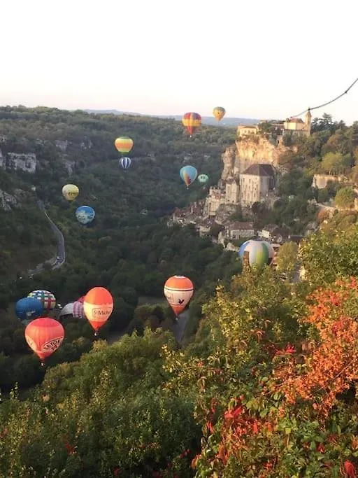 Gites Des Deux Vallees Chalet Avec Vue Imprenable Rocamadour